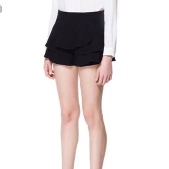 Zara | Shorts | Zara Black Ruffled 